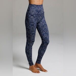 KiraGrace Blue Floral Paisley High Waisted Ankle Full Length Legging Size S